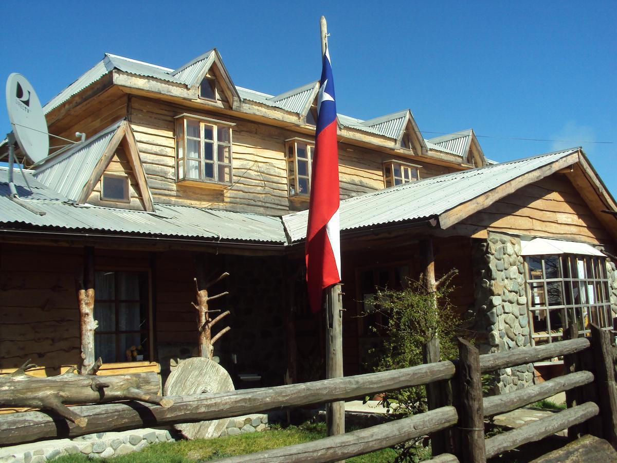 Hosteria Rayen La Junta Bagian luar foto